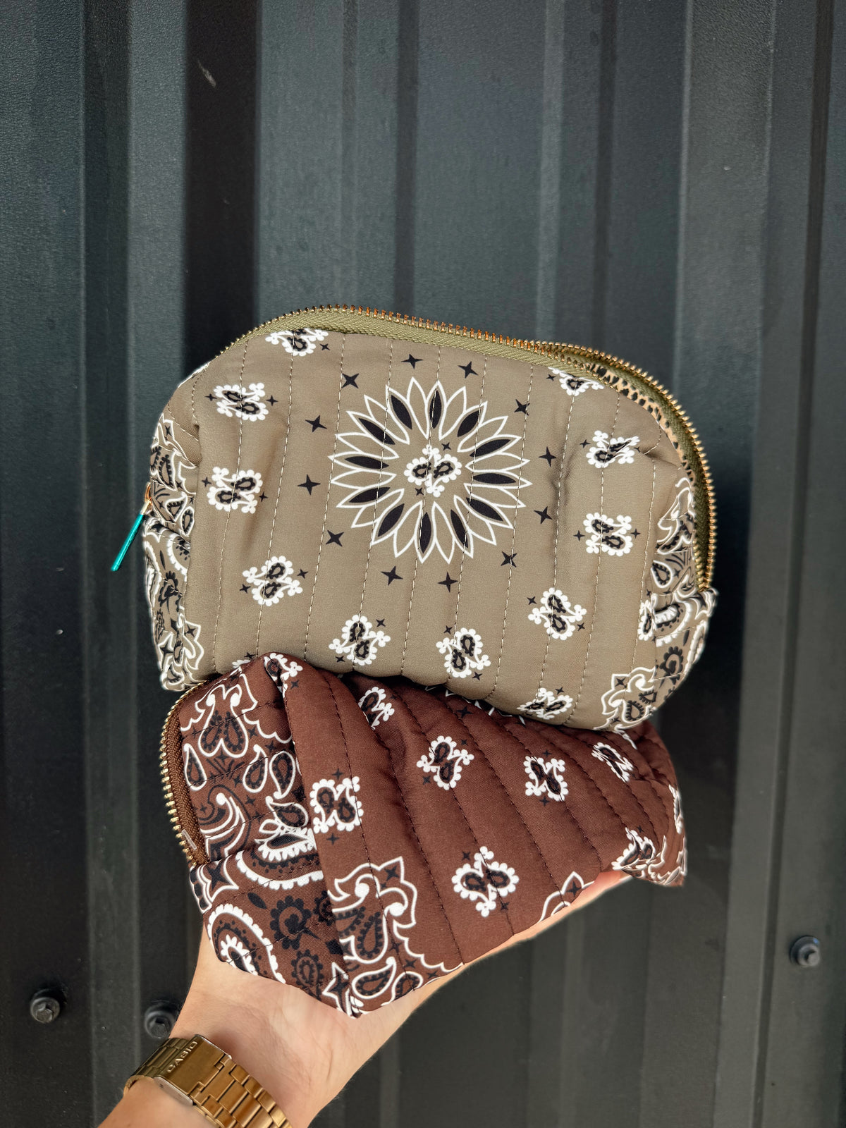 BANDANA COSMETIC POUCH | BROWN