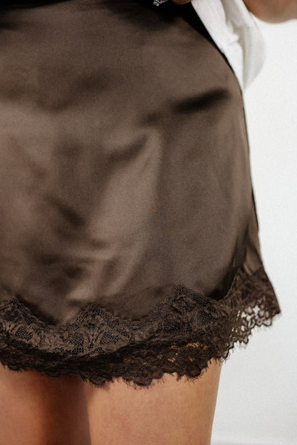 ESPRESSO LACE TRIM MINI SKIRT