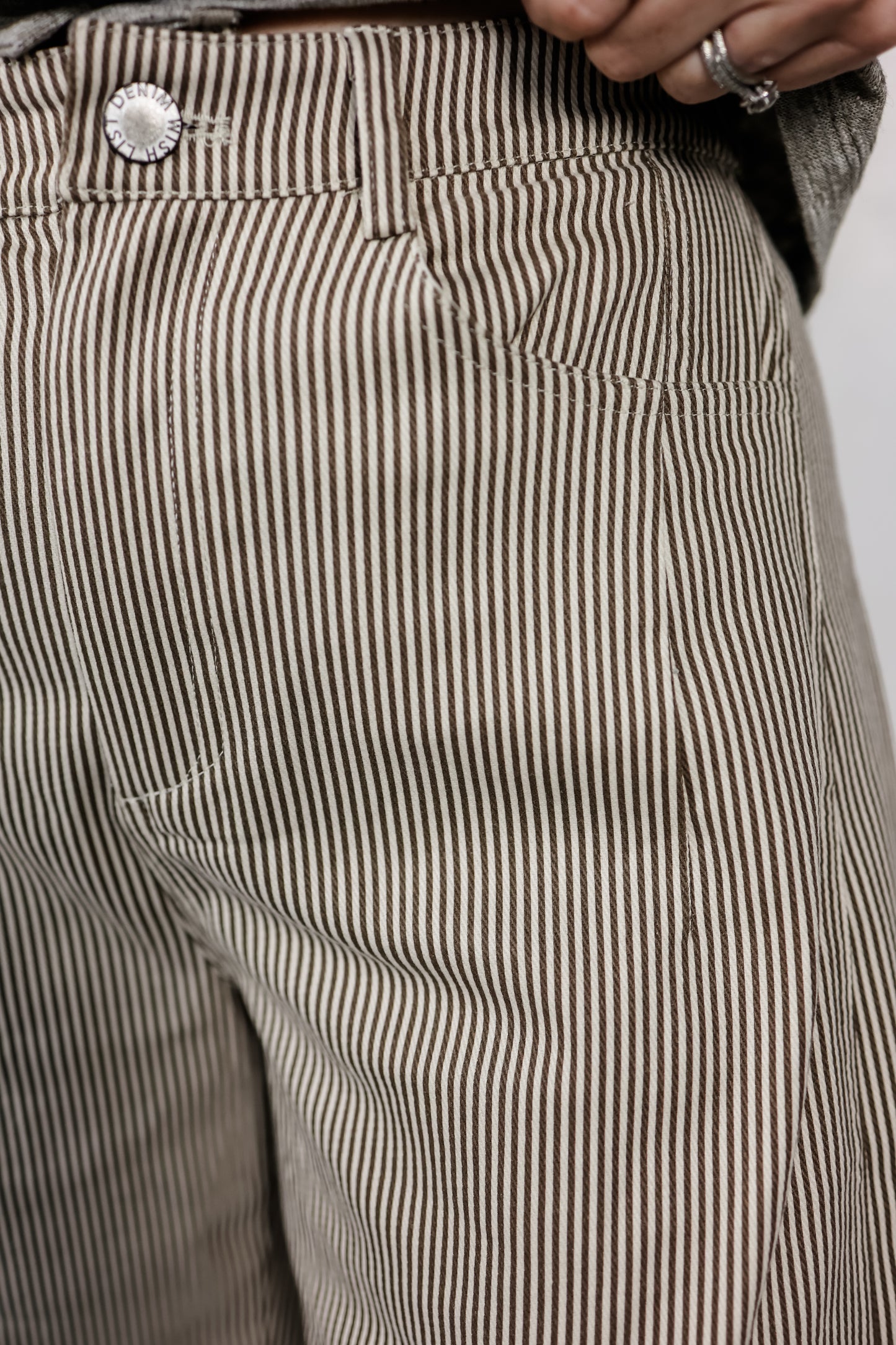 THE COFFEE RUN STRIPE PANTS