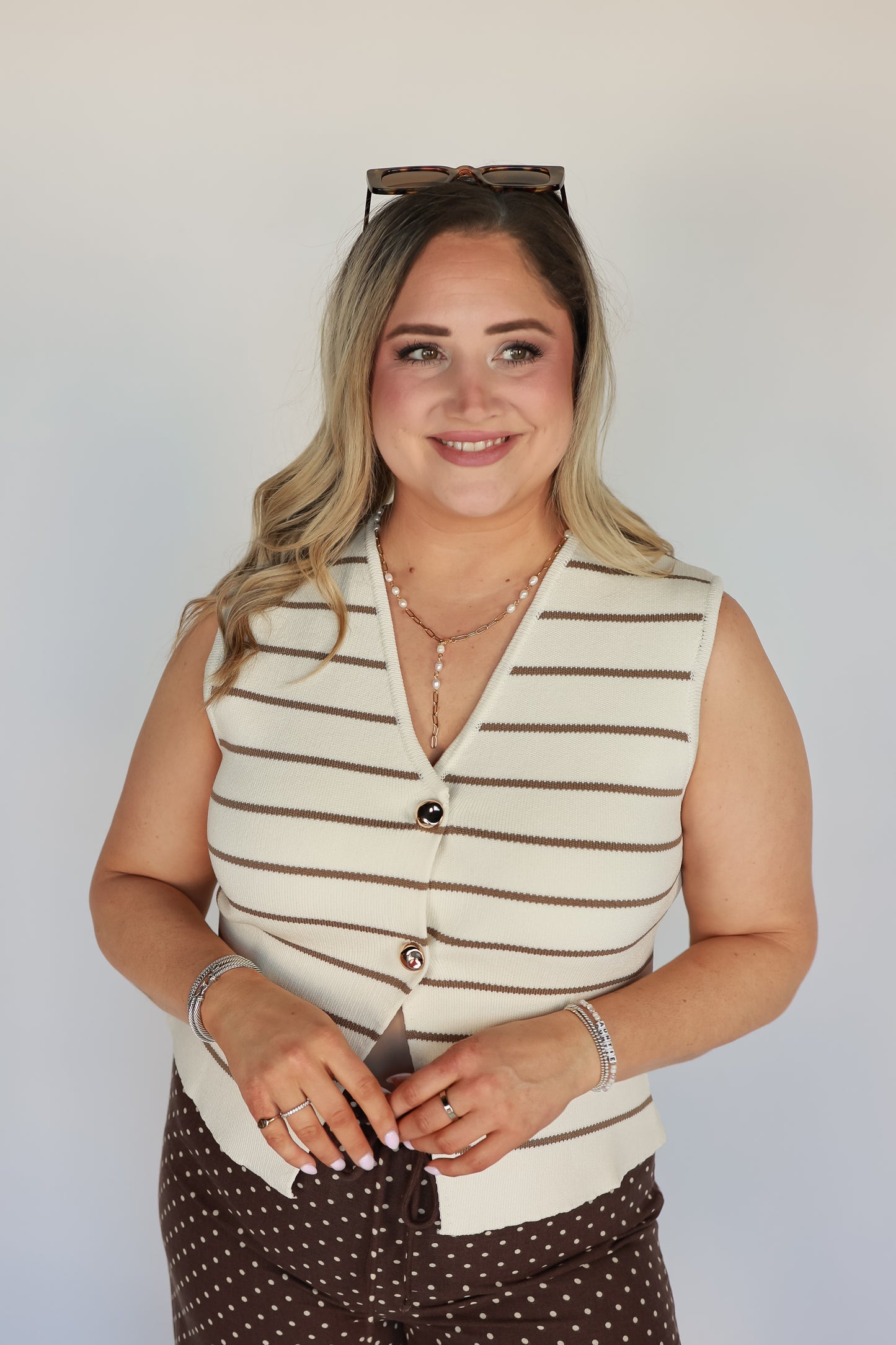 THE COASTAL CHIC VEST