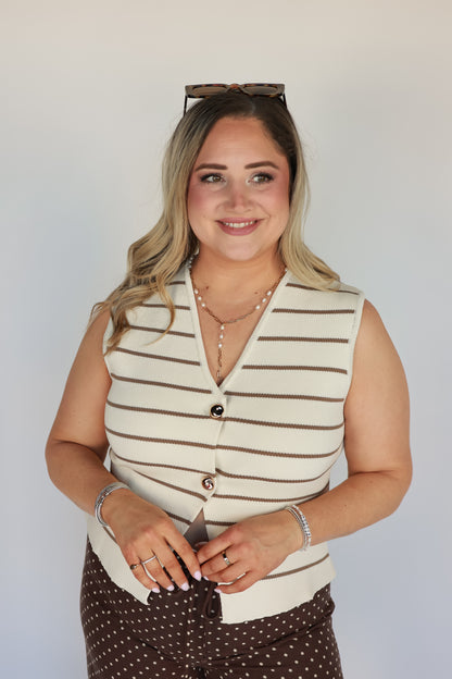 THE COASTAL CHIC VEST
