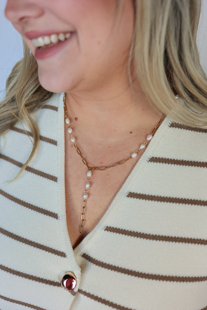 THE LUMINOUS PEARL NECKLACE