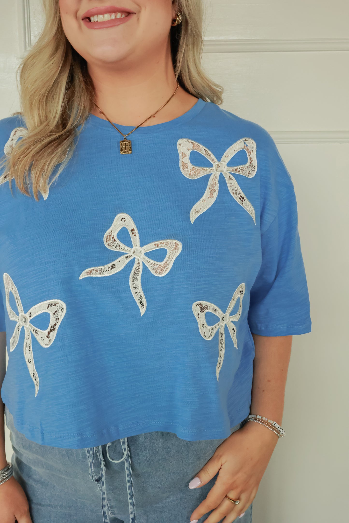 THE COQUETTE BOW GRAPHIC