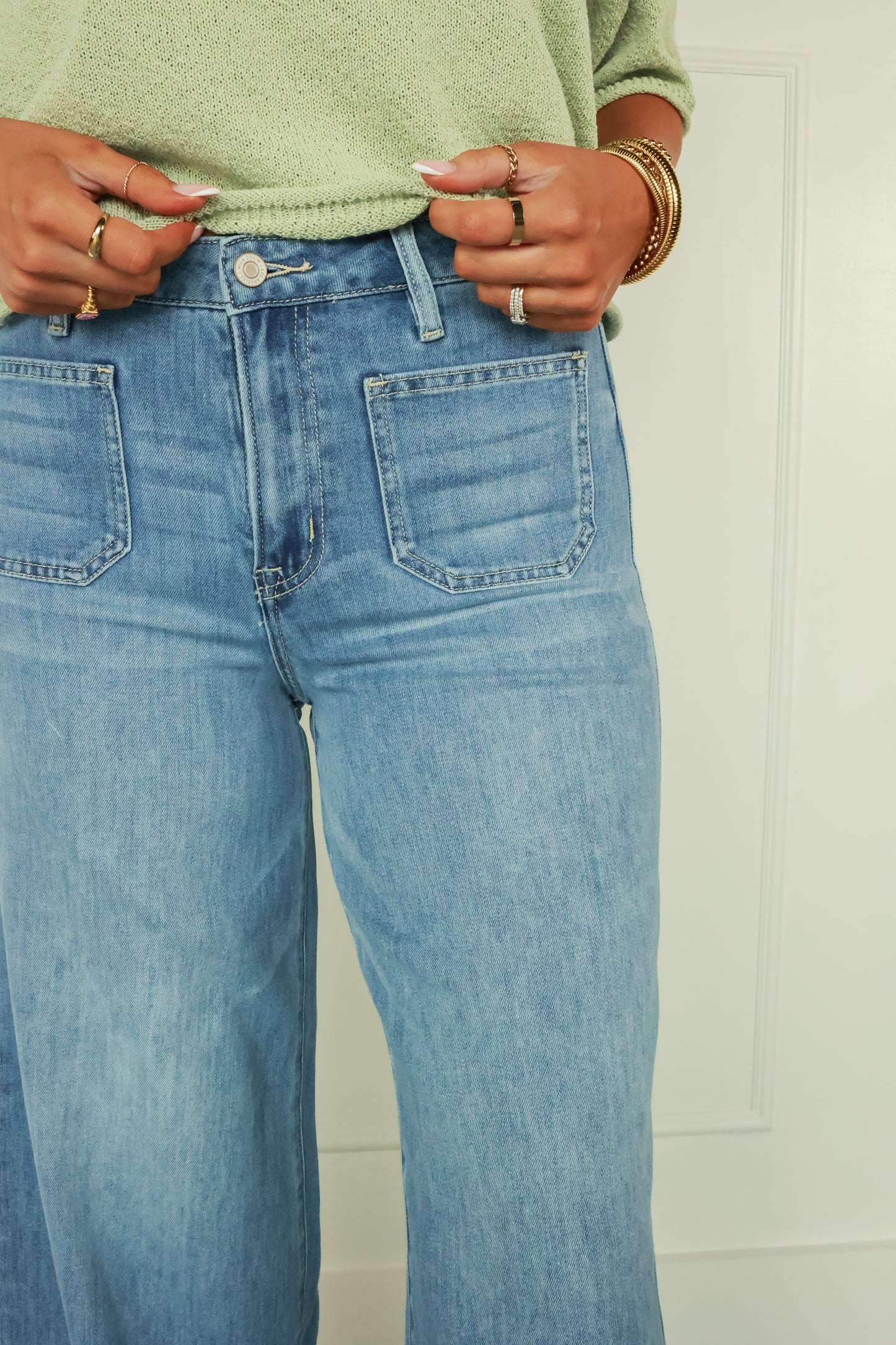 THE COOL GIRL DENIM | MICA