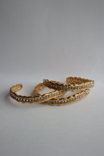 THE TEXTURED CUFF