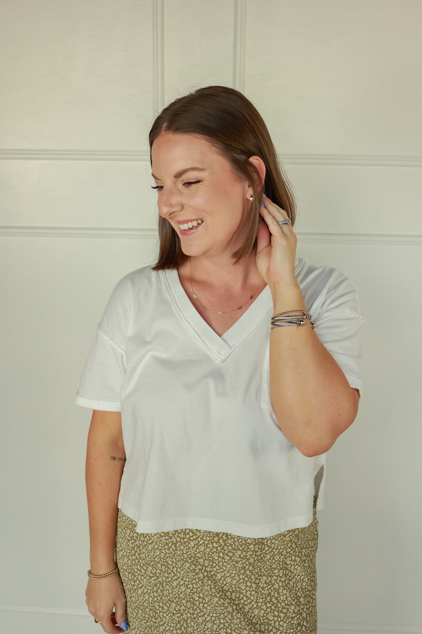 THE SLOANE V NECK