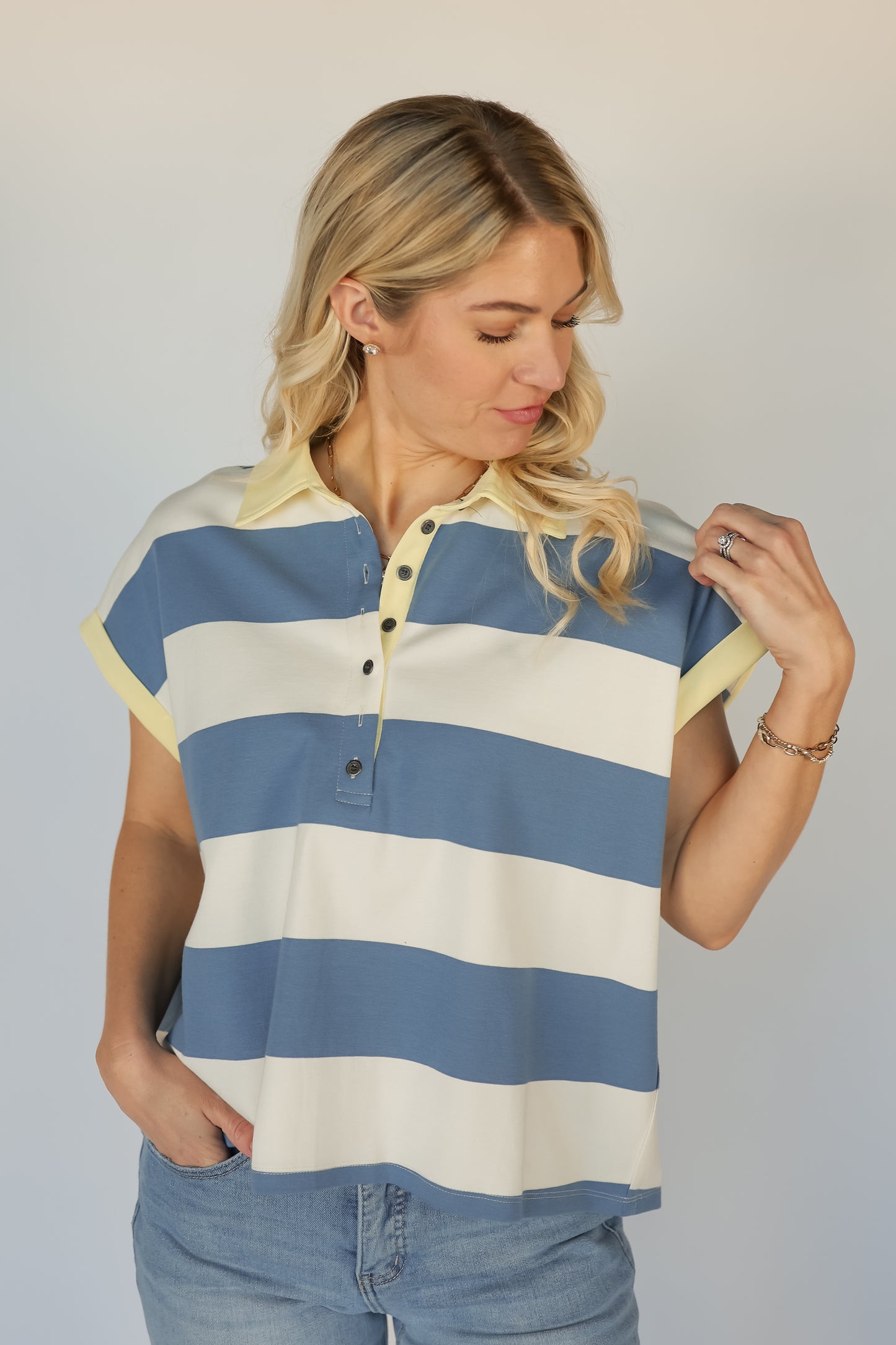 THE FRESH STRIPE COLLAR TOP