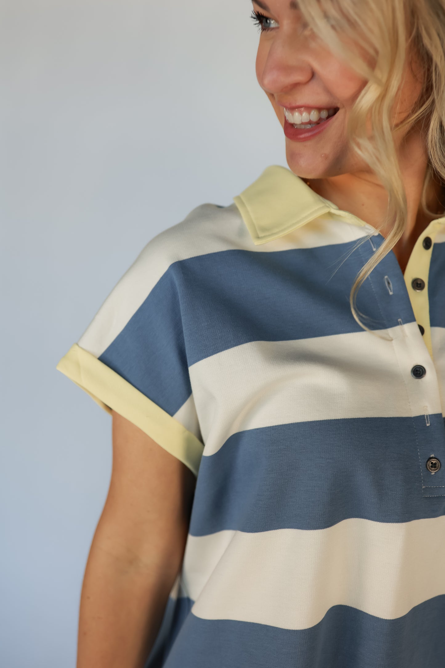 THE FRESH STRIPE COLLAR TOP