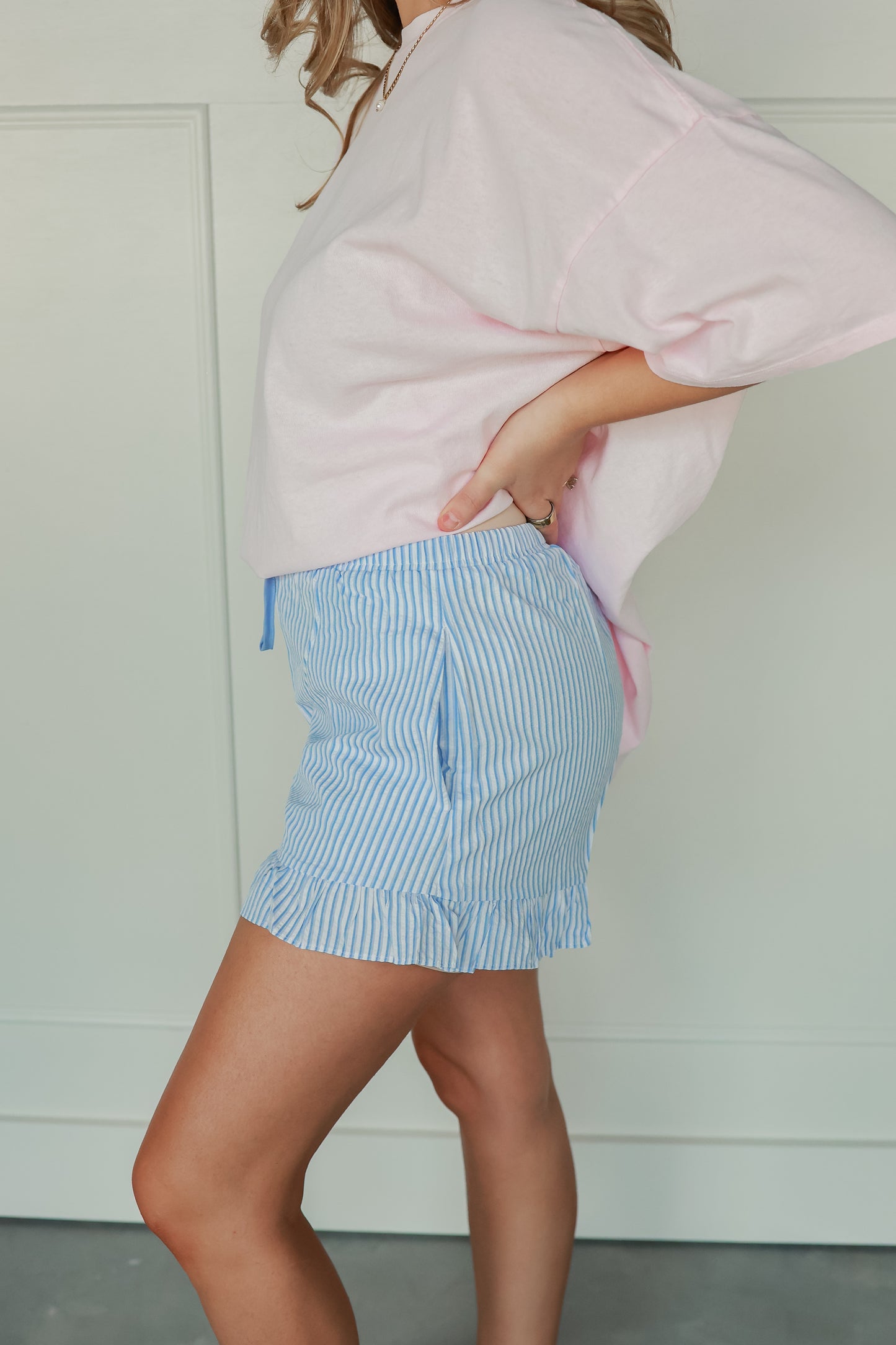THE COLOR POP STRIPE SHORT | BLUE