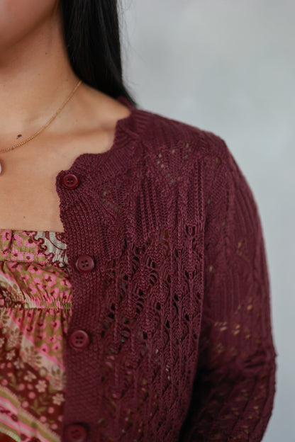 THE MERLOT SCALLOPED CARDI
