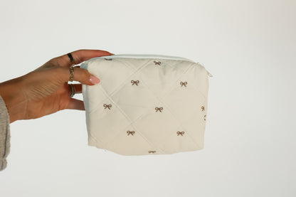EMBROIDERED BOW BAG