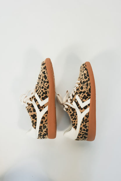 RUN WILD SNEAKER | XENA