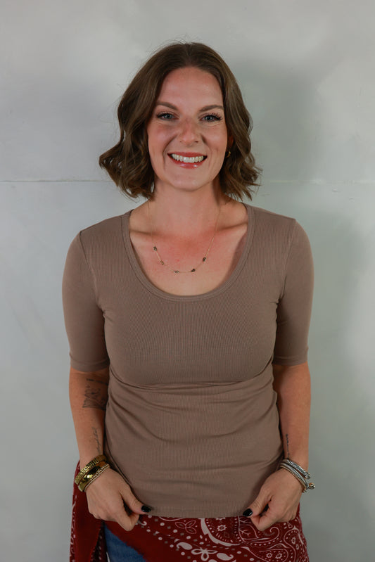 THE MODERN RIBBED TOP | MOCHA