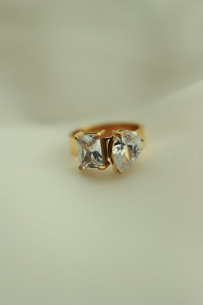 THE MIXED DIAMOND RING