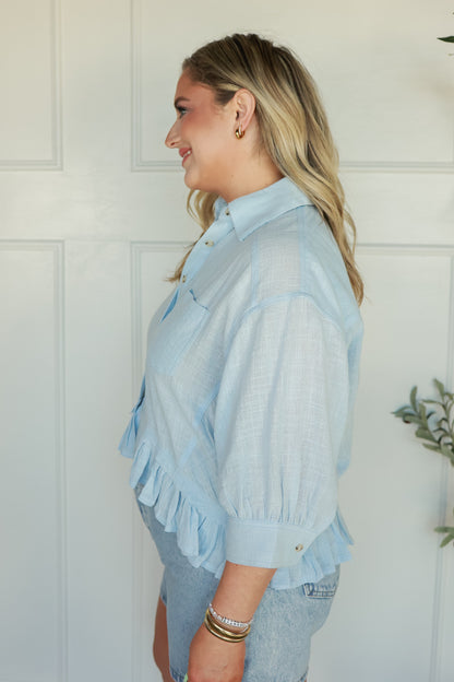 BREEZE RUFFLE HEM TOP | SKY