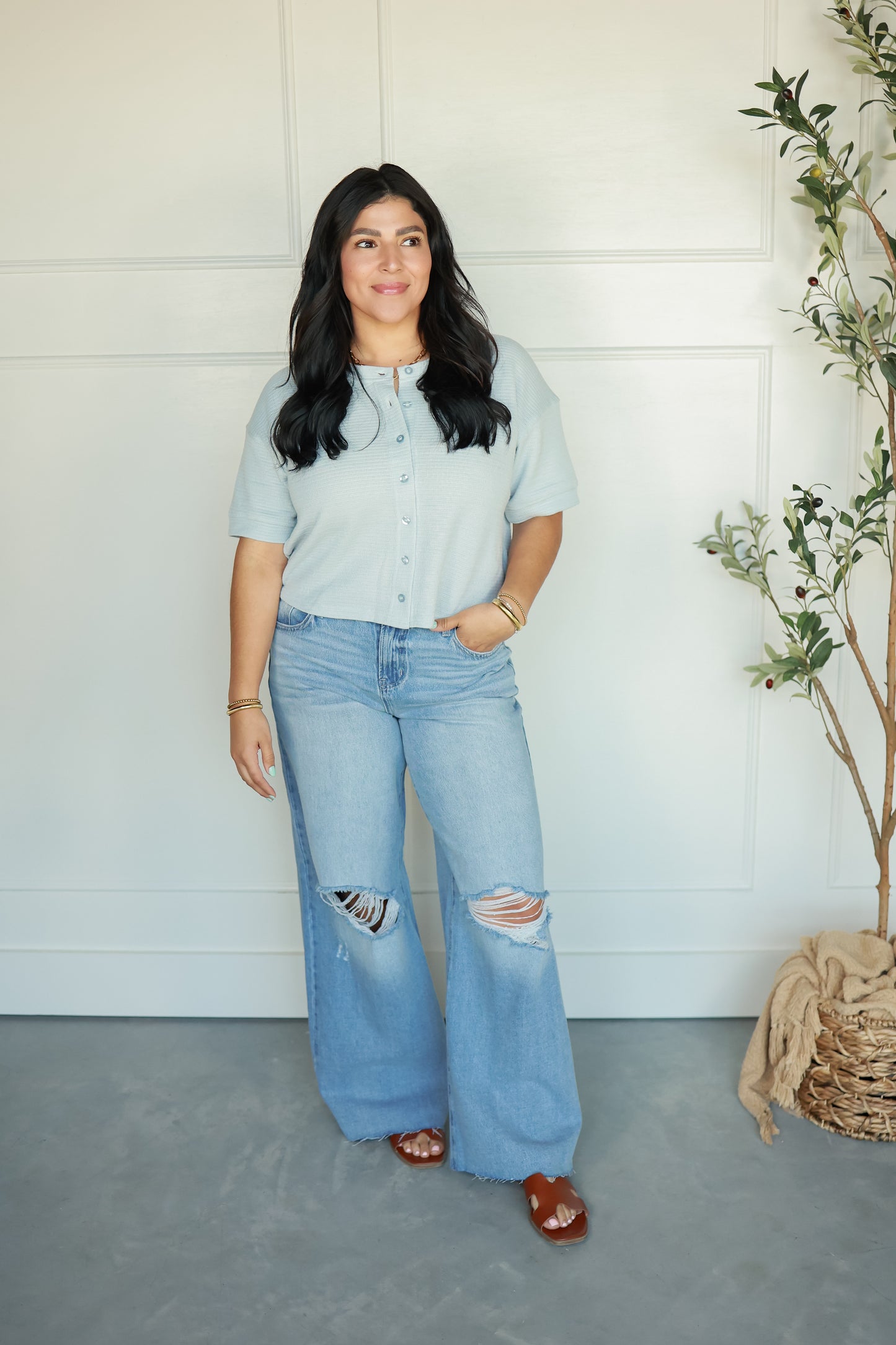LOW RISE WIDE LEG JEAN | CELLO