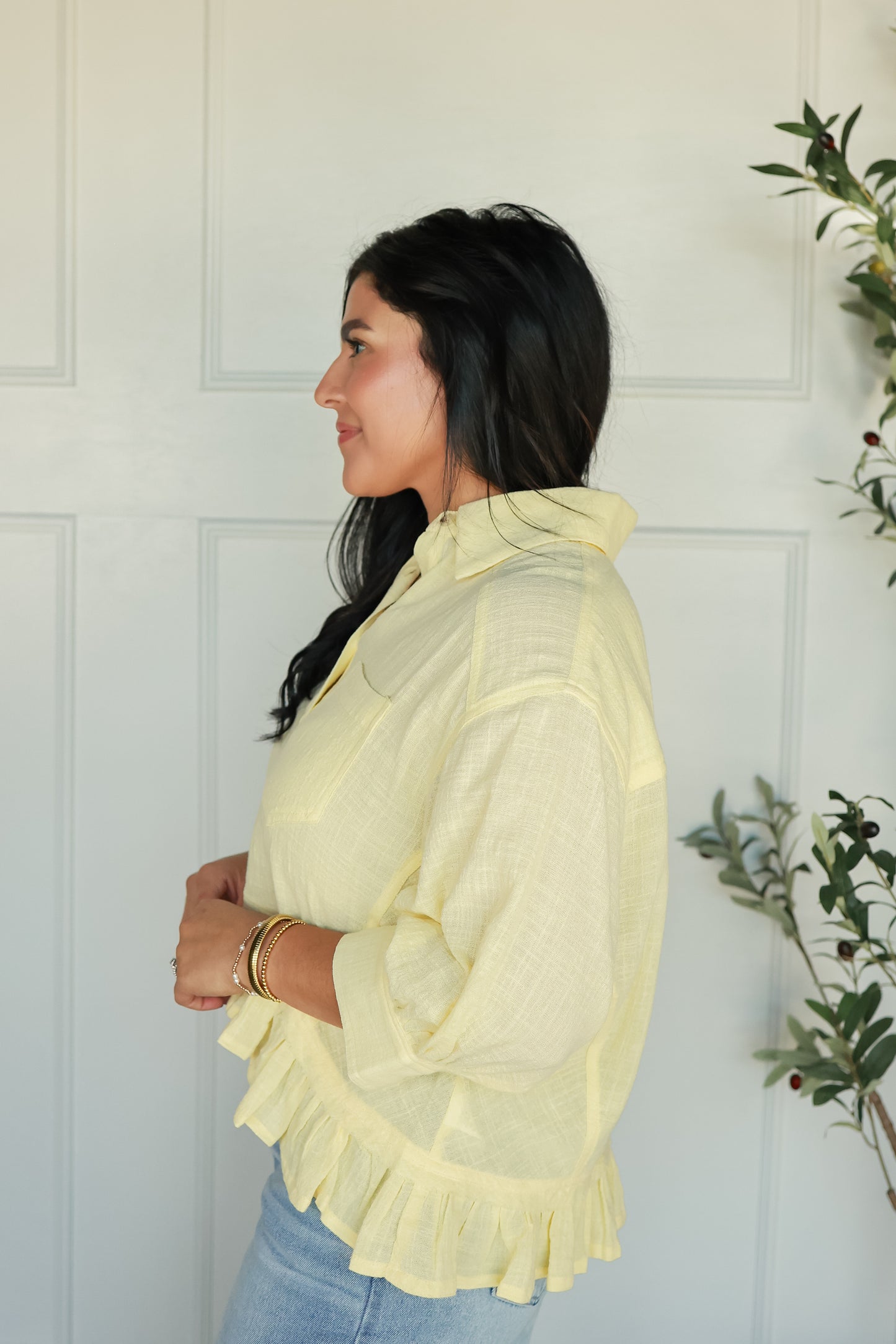 BREEZE RUFFLE HEM TOP | BUTTER