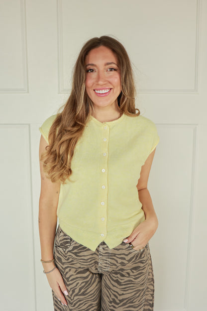 THE SOFT KNIT VEST | YELLOW