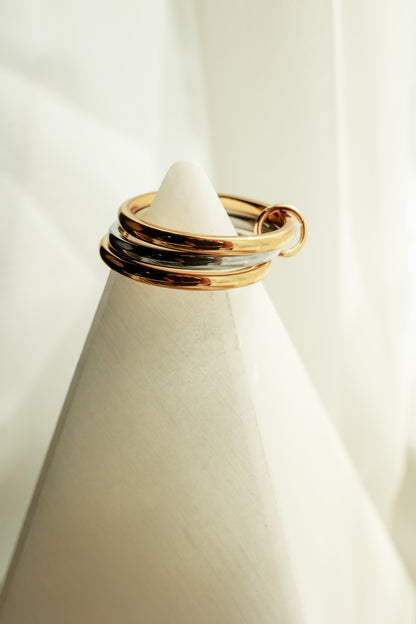 THE MIXED METAL RING STACK