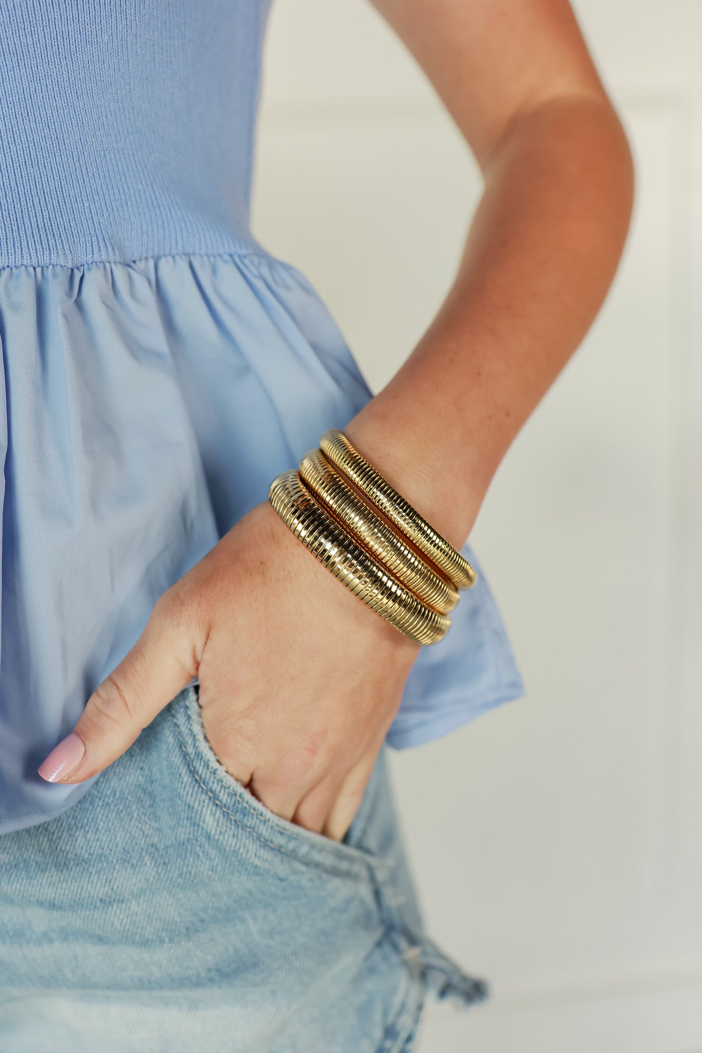THE RIBBED BANGLE | MEDIUM