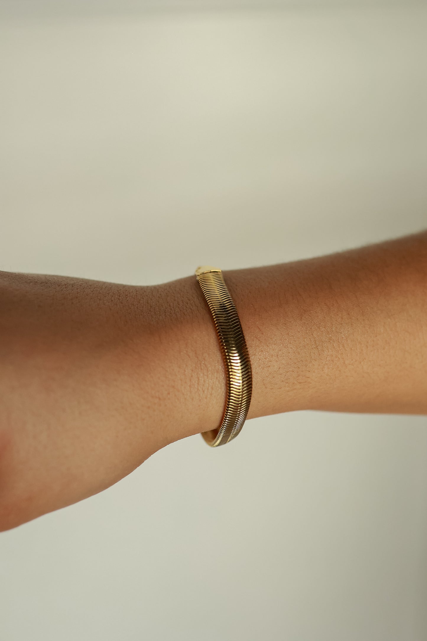 THE SLEEK BRACELET