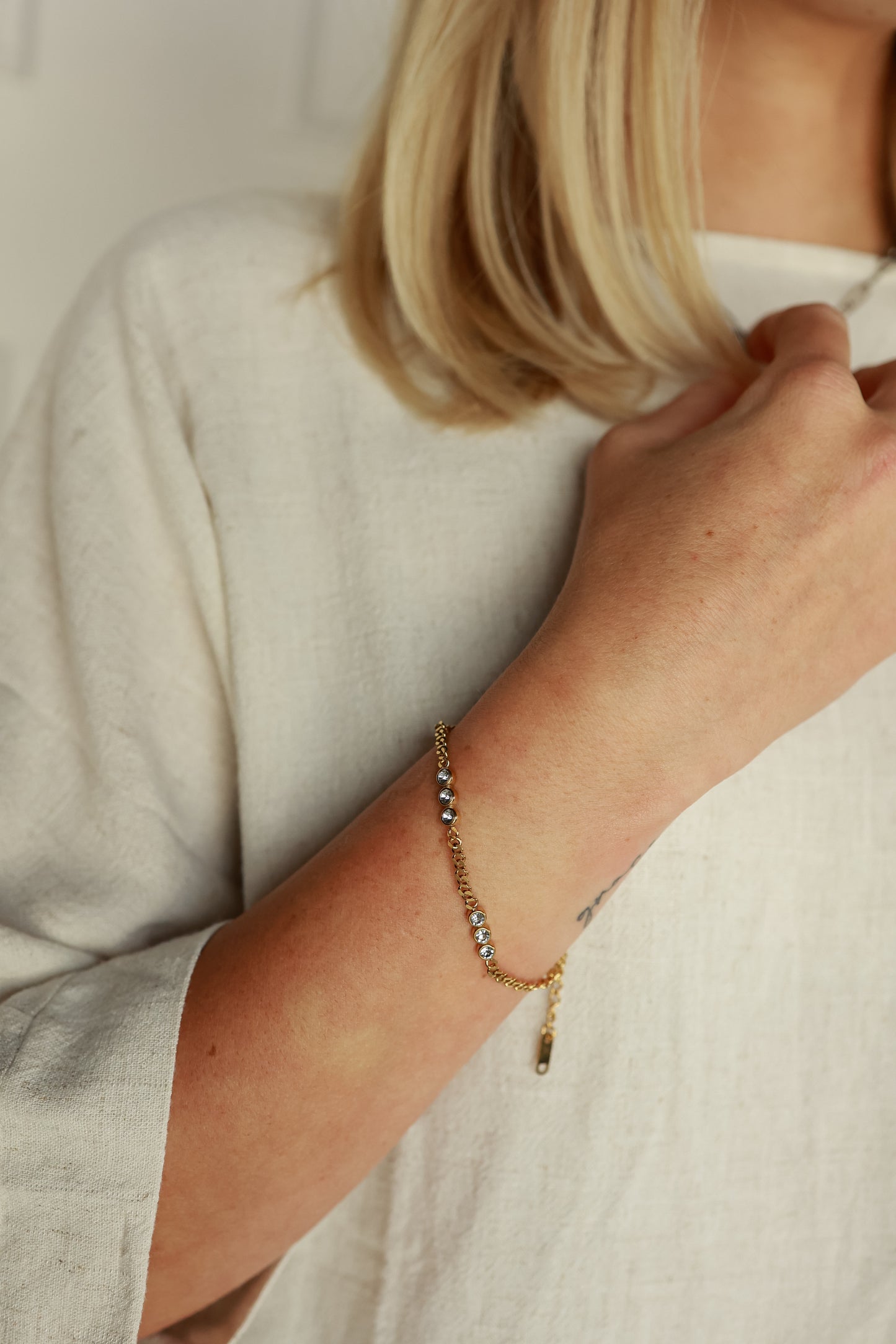 THE ROE BRACELET