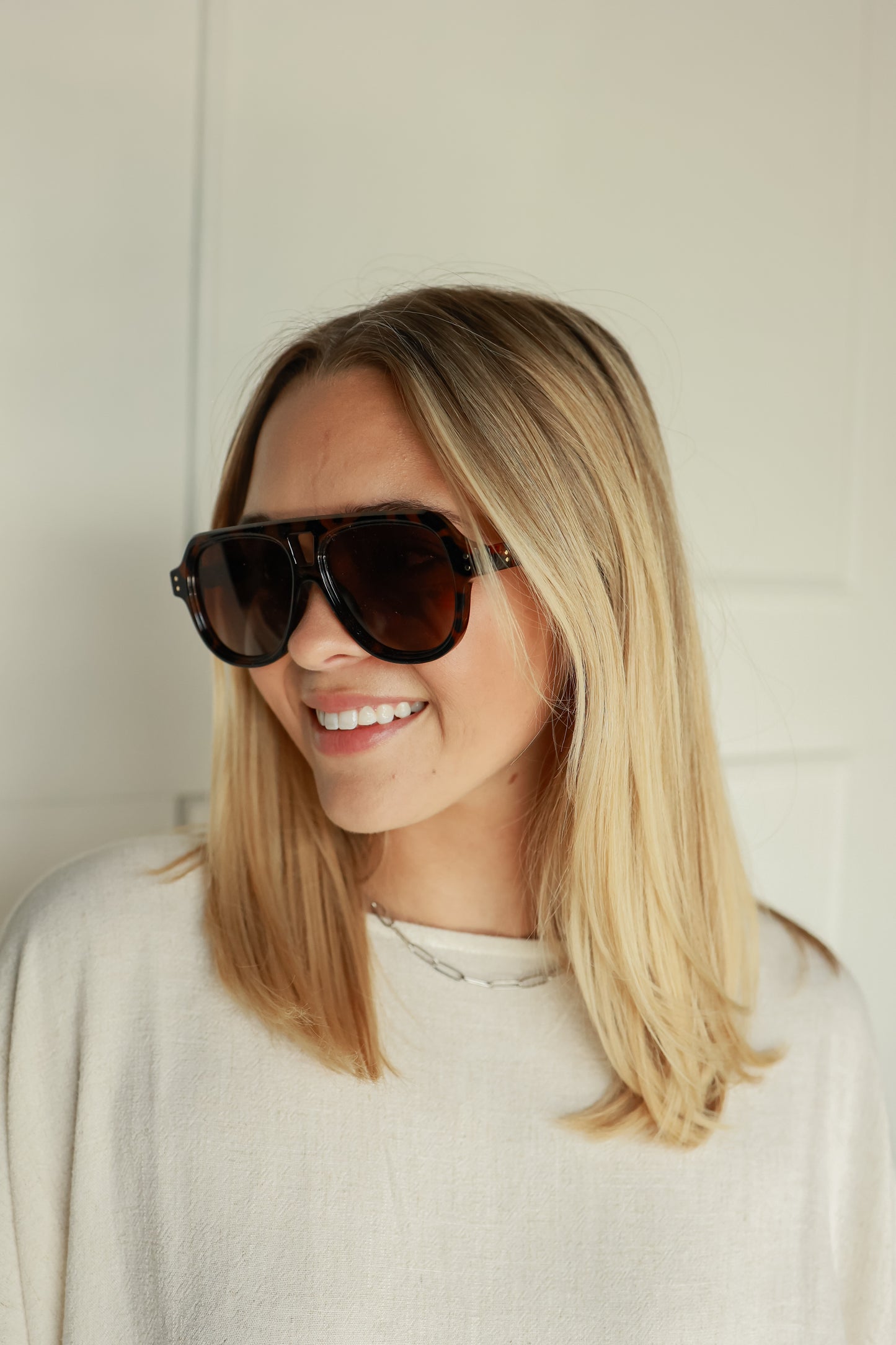 THE AURA SUNNIES