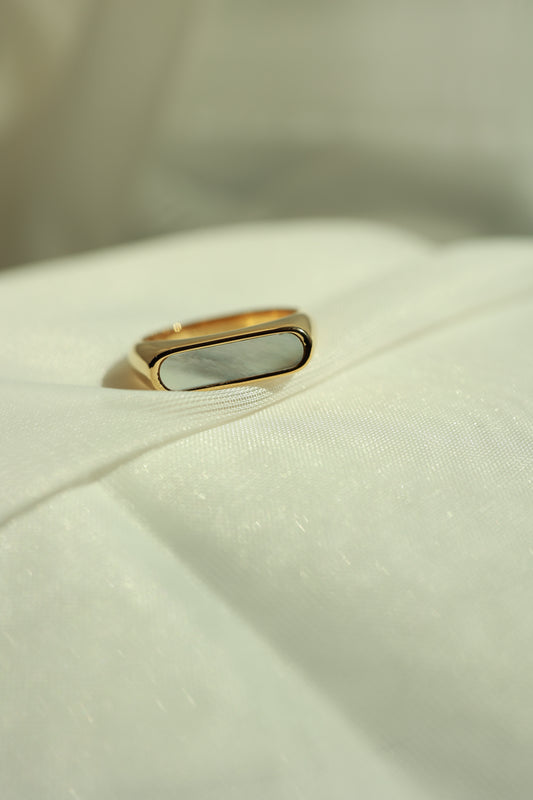 THE PEARL CREST RING