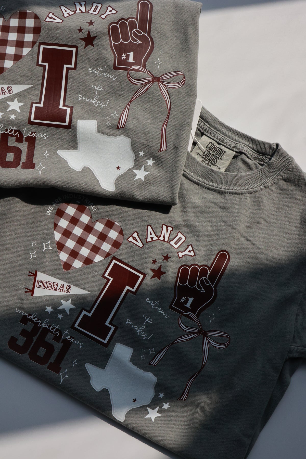 VANDY GRAPHIC TEE | YOUTH!