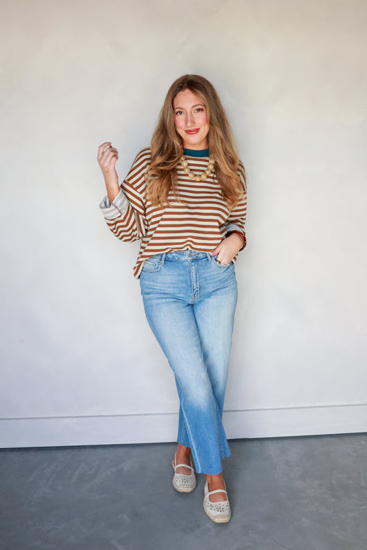 THE CONTRAST KNIT TOP