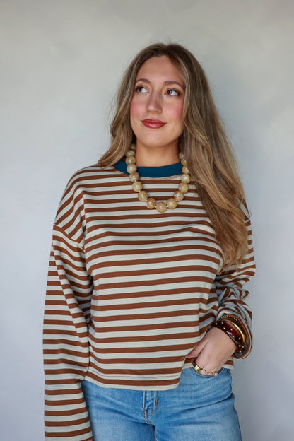 THE CONTRAST KNIT TOP