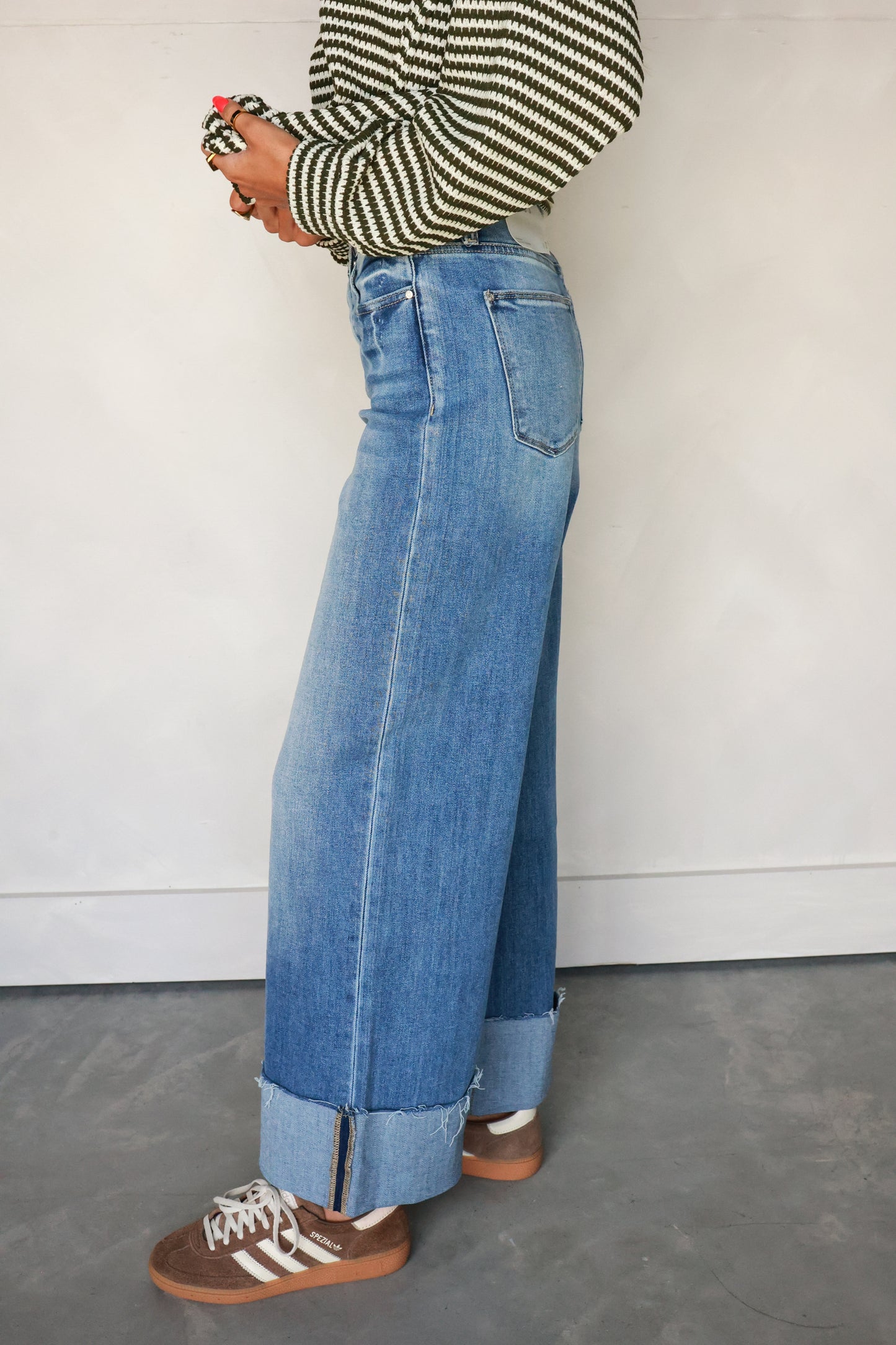 HIGH RISE WIDE LEG JEANS | PETRA