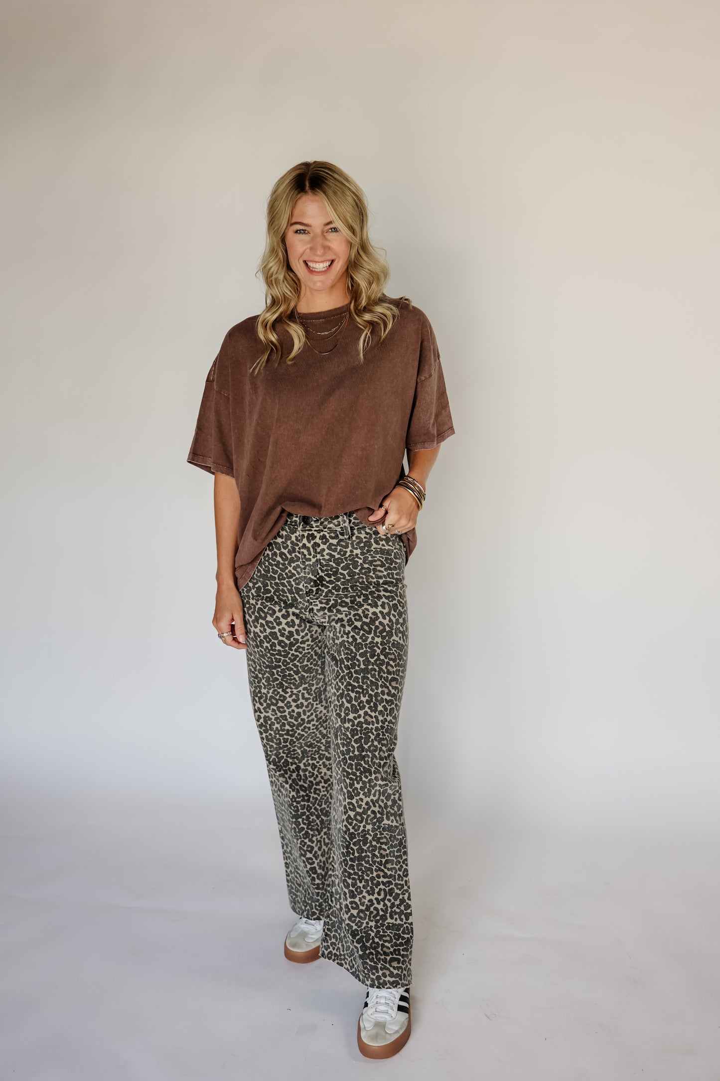 THE BIG TEE | DARK BROWN