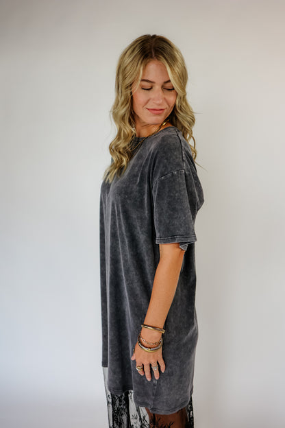 THE EVERLY LACE MAXI | BLACK