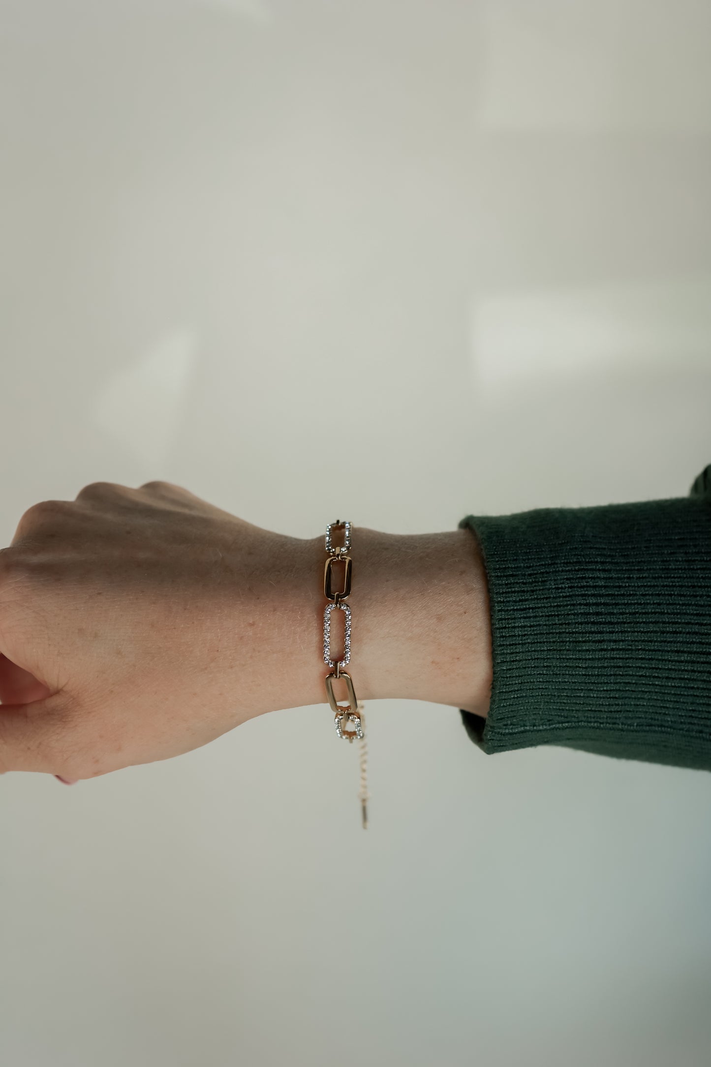 THE LUXE PAPERCLIP BRACELET