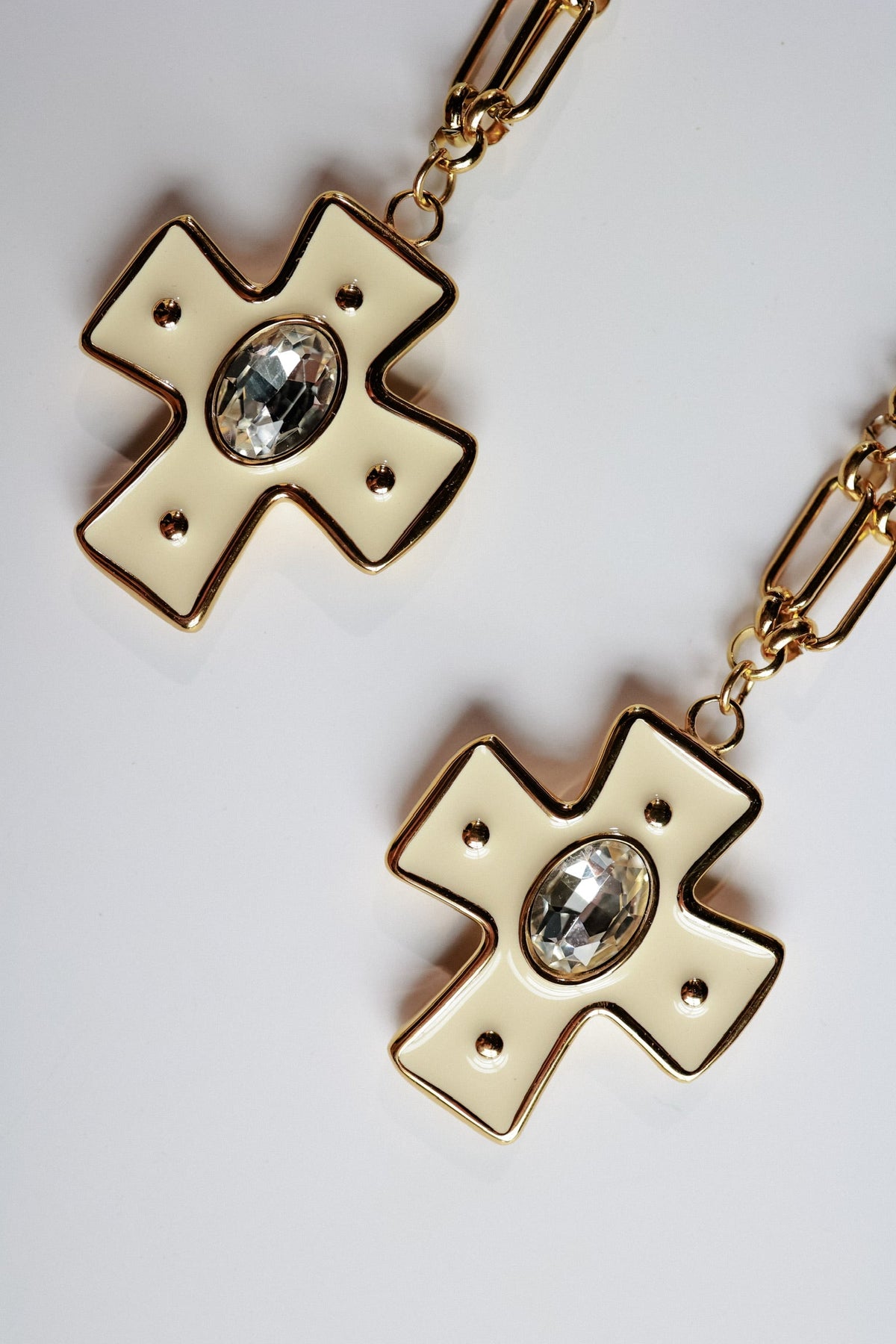 THE REDEEMED NECKLACE