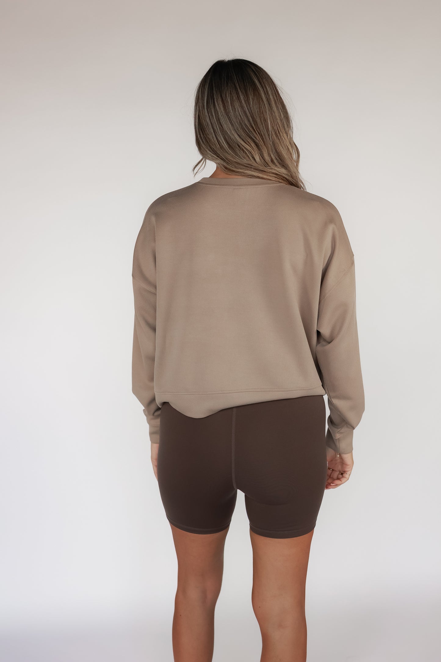 THE NEWPORT FLEXFLORM BIKER SHORTS | ESPRESSO