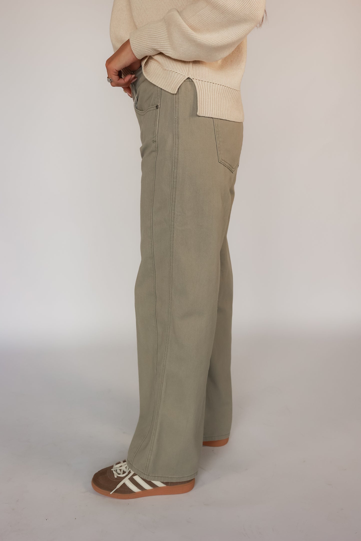 THE EASY GOING WIDE LEG PANTS