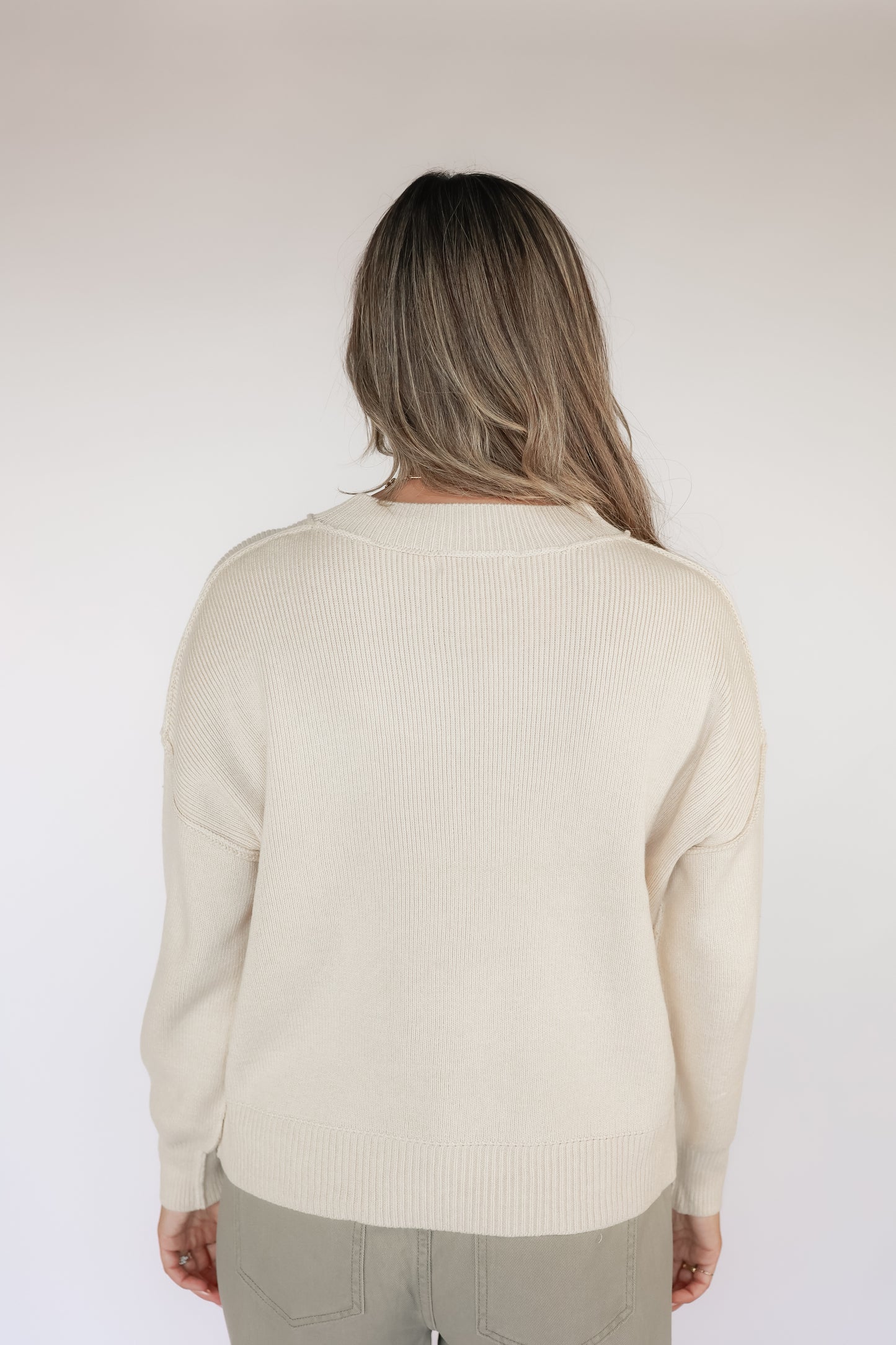 THE RIBBED KNITTED SWEATER