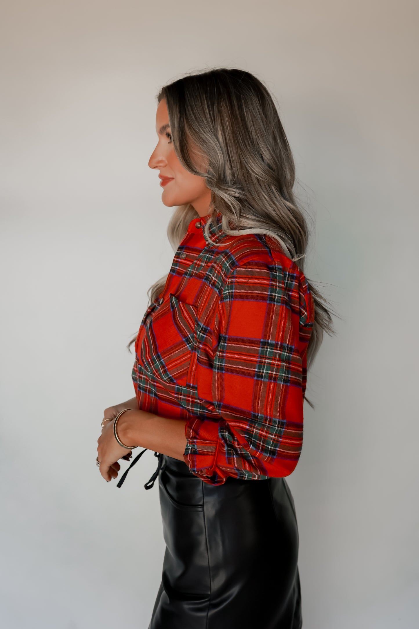 THE CHRISTMAS PLAID BUTTON UP | RED