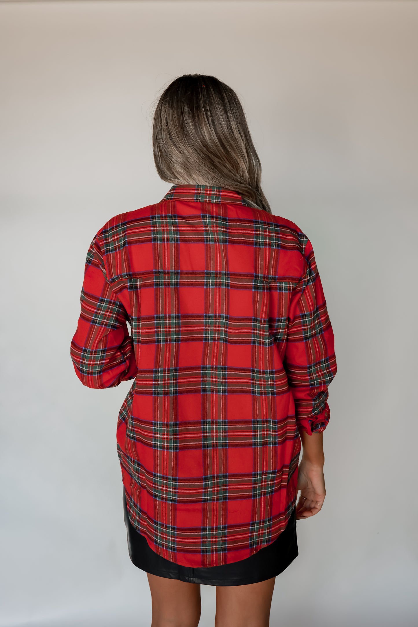 THE CHRISTMAS PLAID BUTTON UP | RED