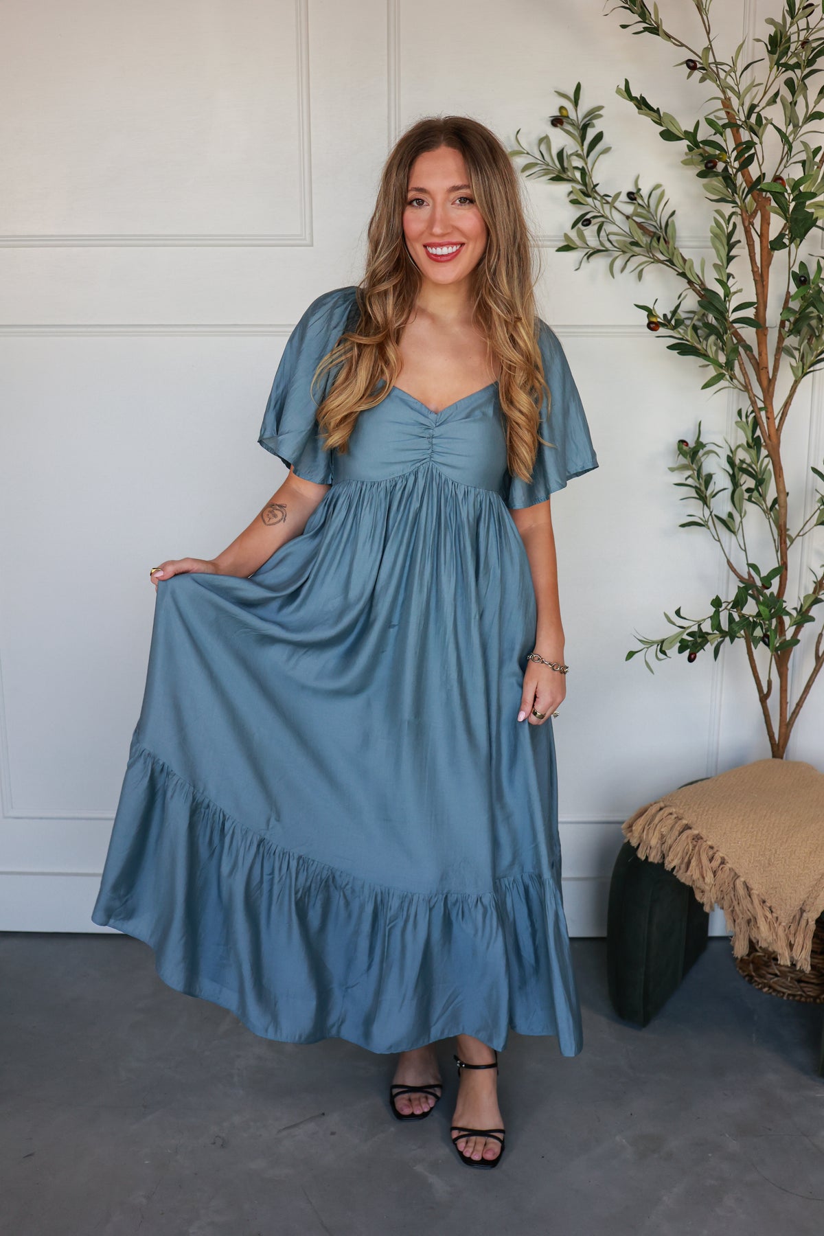 THE DUSK BLUE DRESS