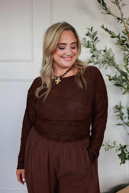 THE TIMELESS LACE TOP