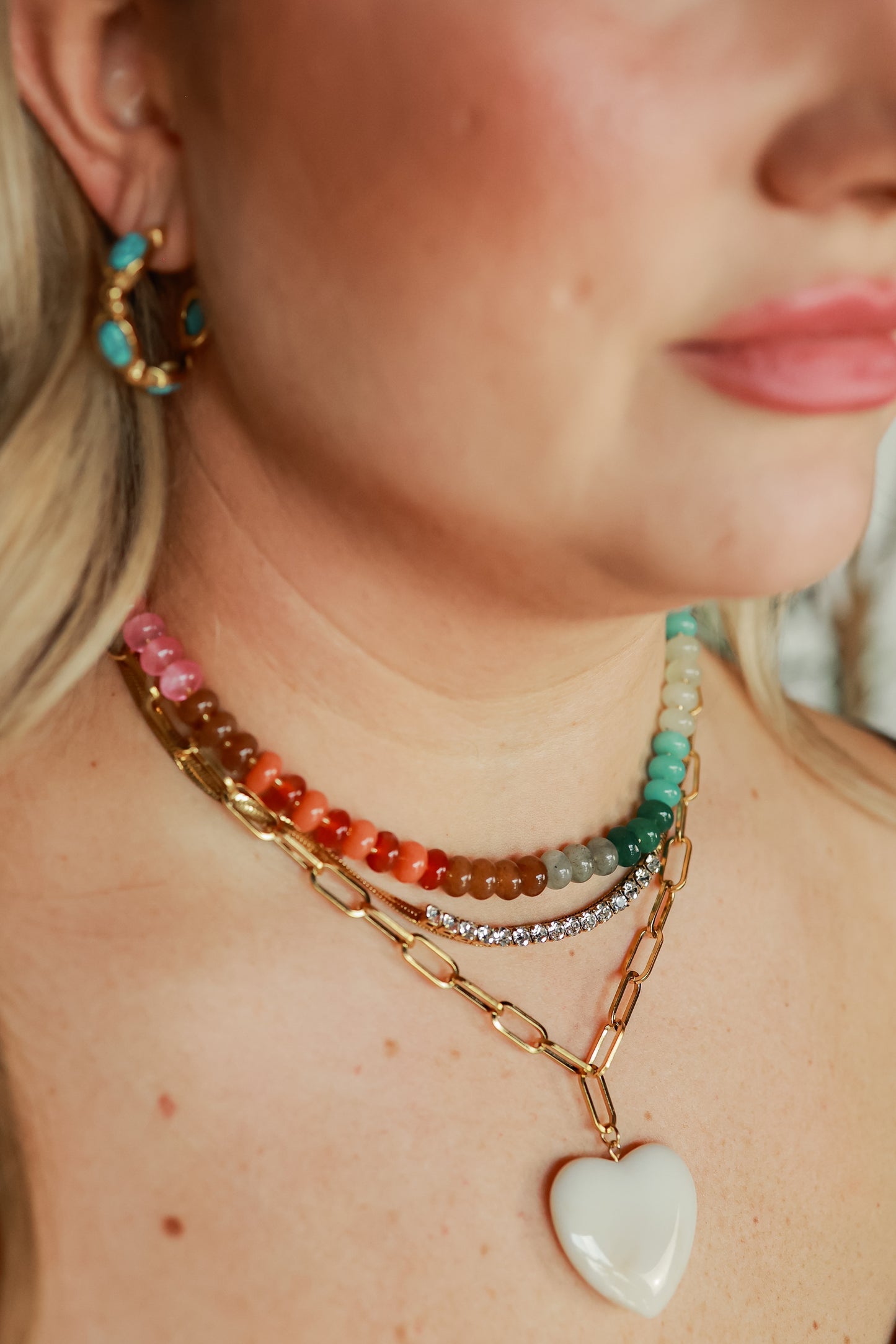 THE CONFETTI NECKLACE