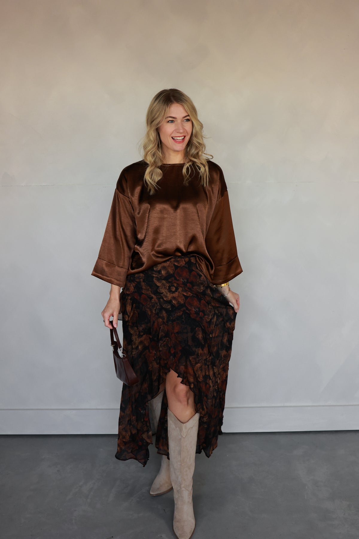 THE RICH TONE SATIN TOP