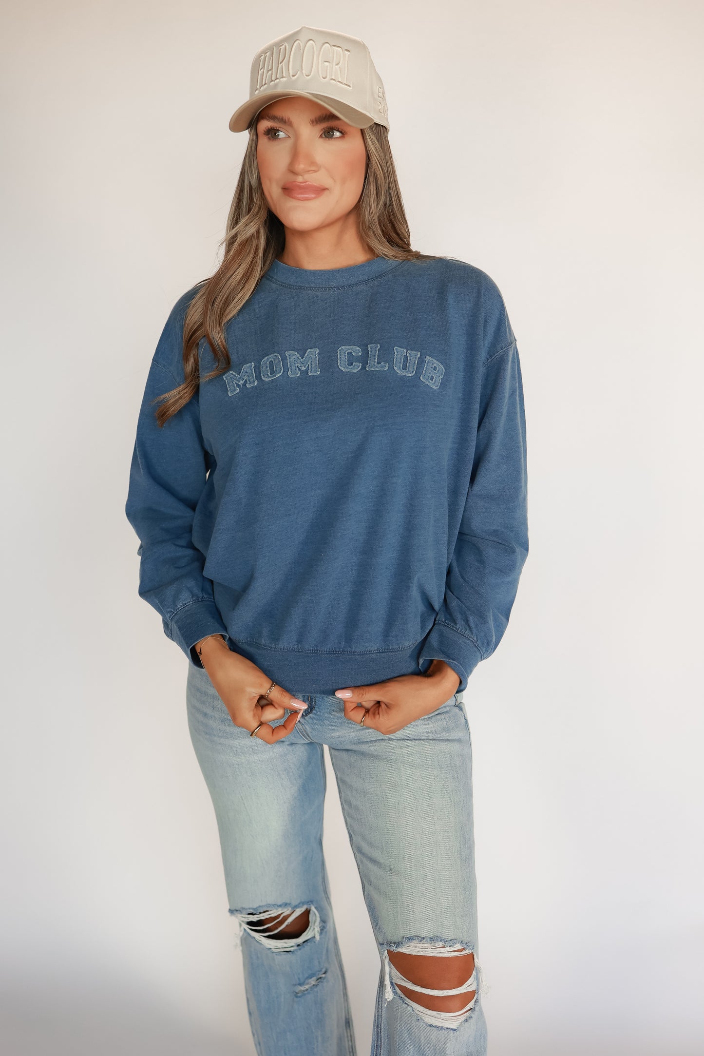 THE MOM CLUB CREWNECK