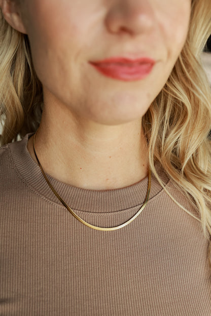 THE LIQUID GOLD NECKLACE