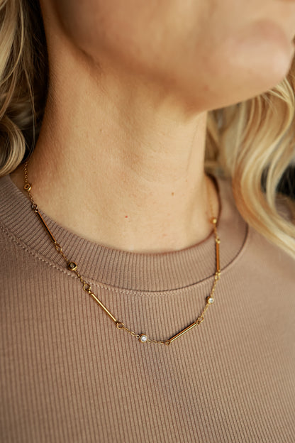 THE LUXE LINE NECKLACE