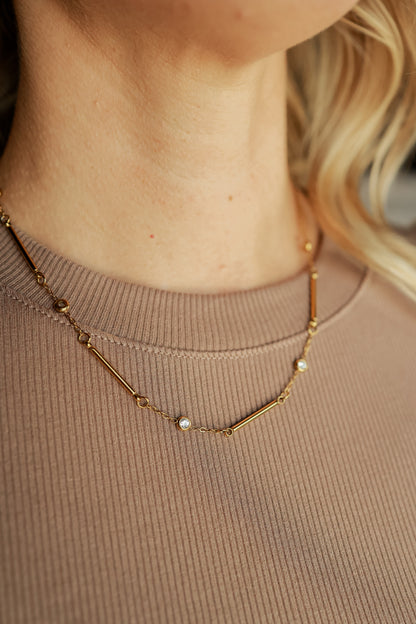 THE LUXE LINE NECKLACE