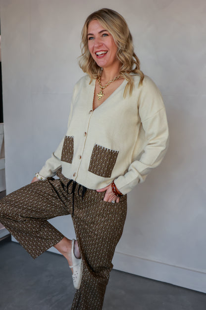THE VINTAGE MEDALLION SWEATER